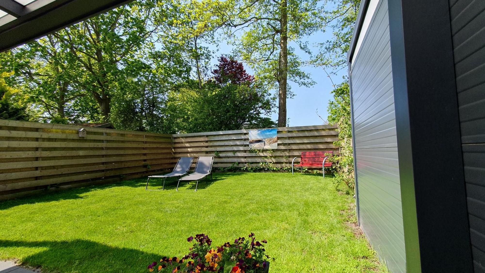 Luxe Zomerwoning Met Omheinde Tuin Voor Hond En Kinderen Dirkshorn Exterior foto